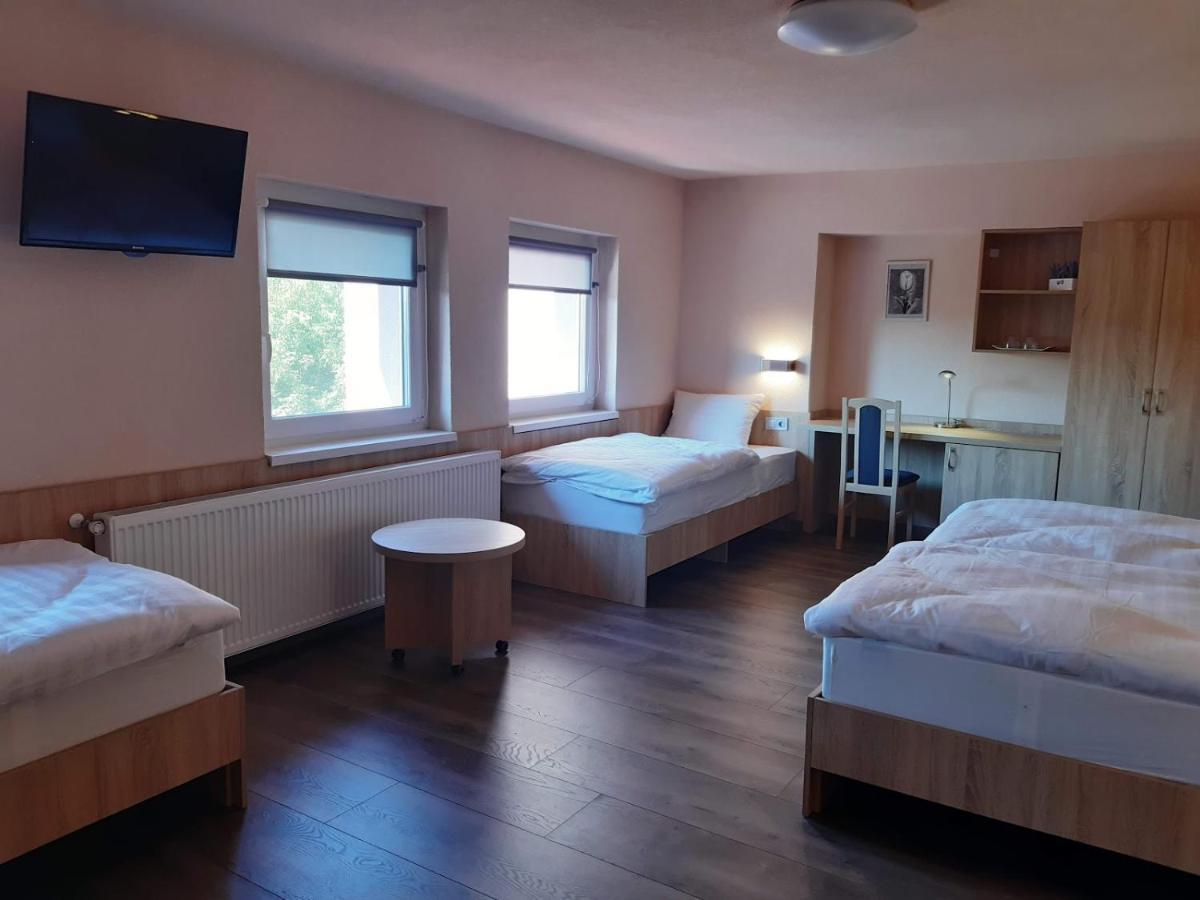 Motel Katalin & Etterem 2*