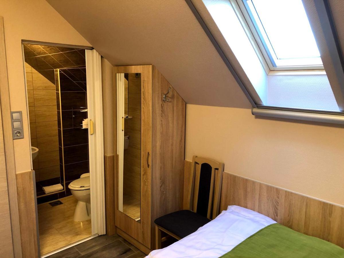 Katalin & Etterem Motel